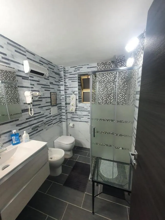 Piazza Verga Home Catane